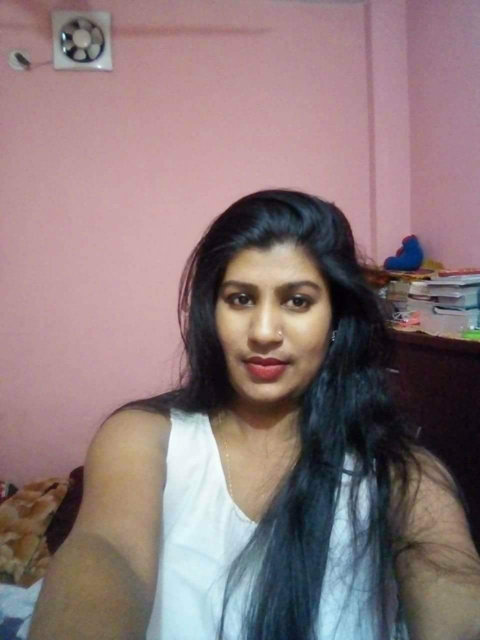 Indian Married Sexy Girl Nude Selfie Pics Femalemms