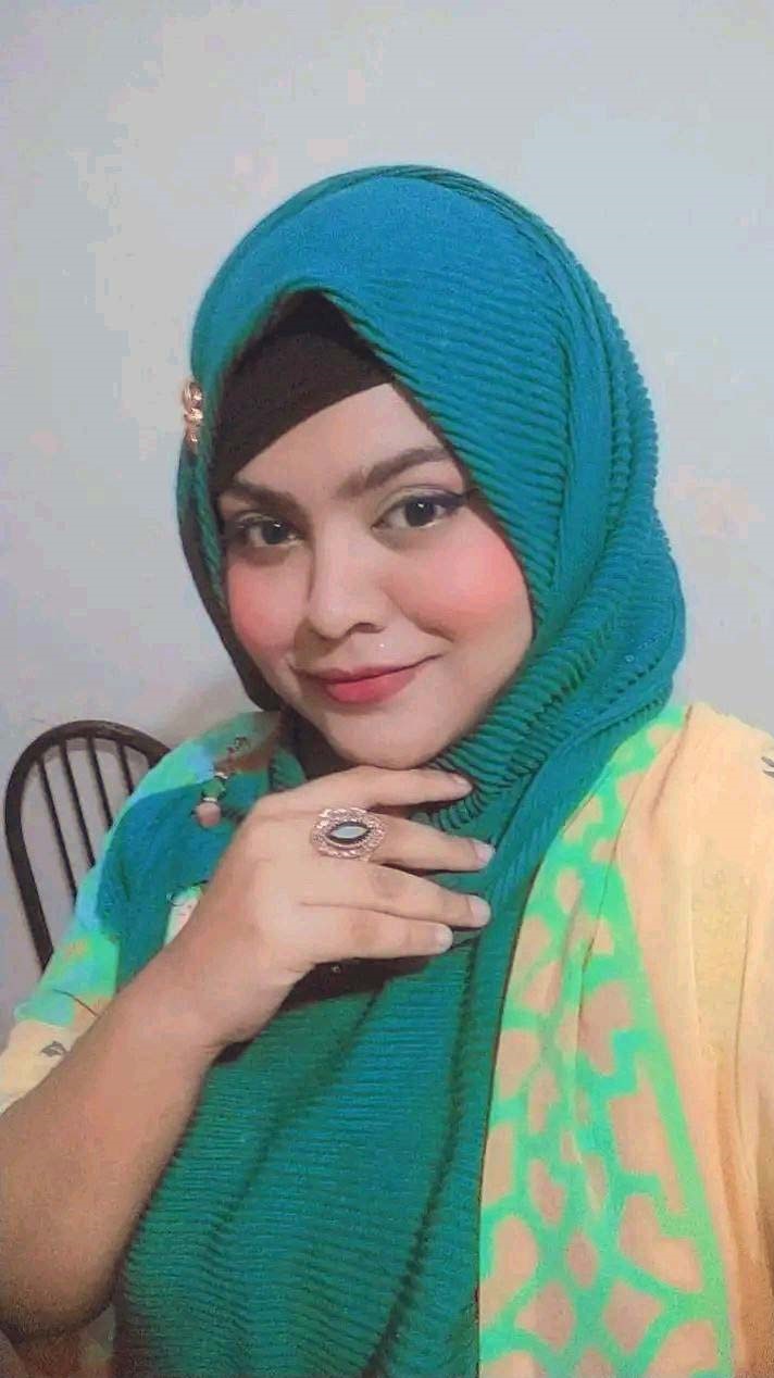 Indian Chubby Sexy Hijabi Girl Big Boobs Selfie Pics Femalemms 