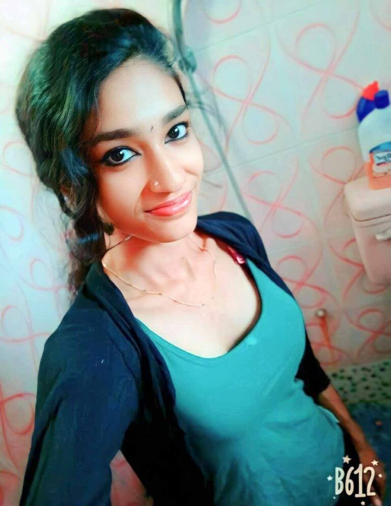 South Indian Sexy Girl Saggy Tits Bathroom Selfie Pics Femalemms 9429