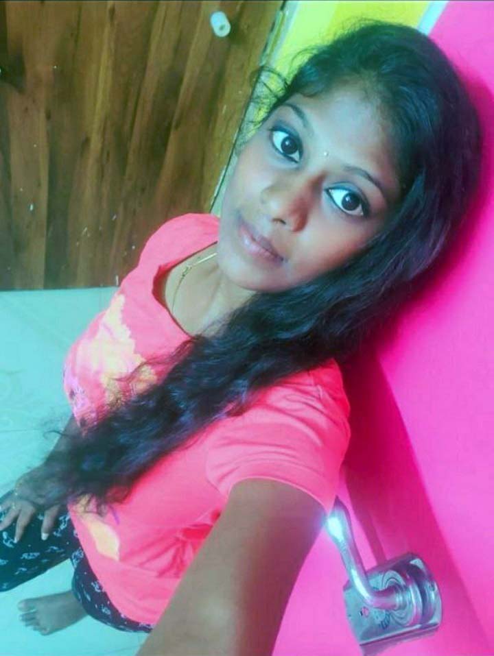 Tamil Horny Girl Saggy Tits And Pussy Pics Femalemms 